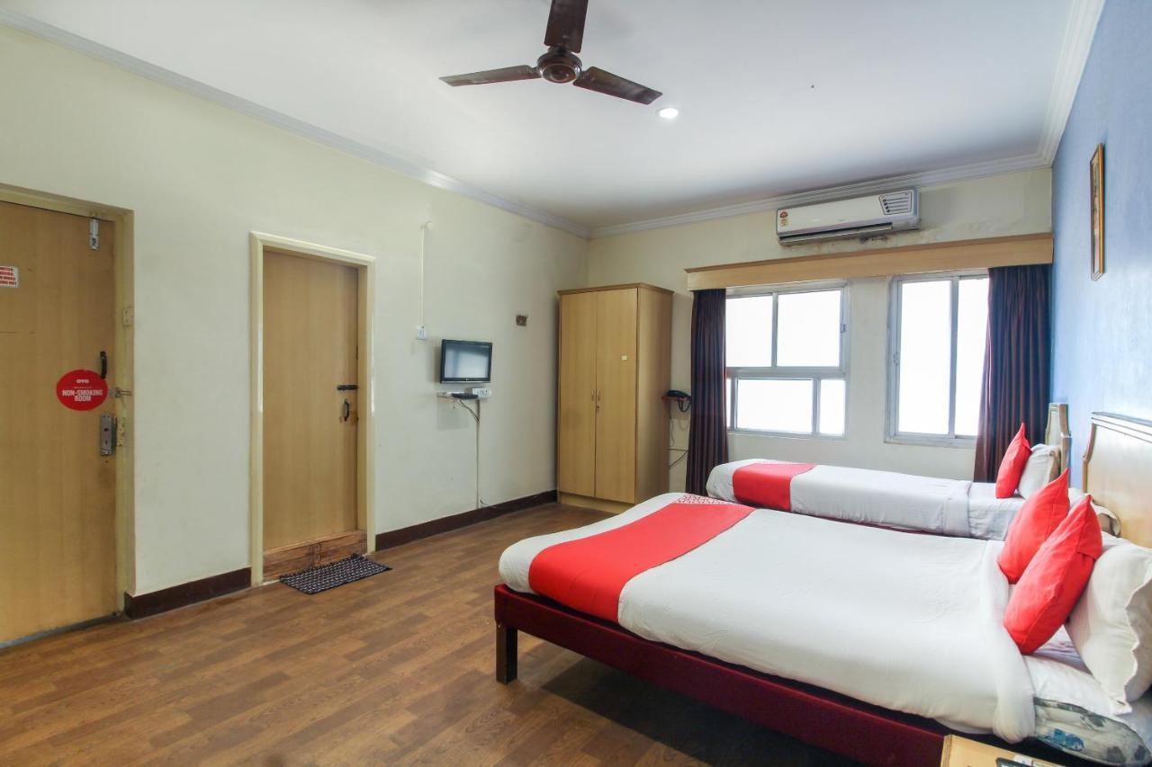 โอโย 12237 ลักชัวรี วิลลา Hotel ไฮเดอราบัด ภายนอก รูปภาพ